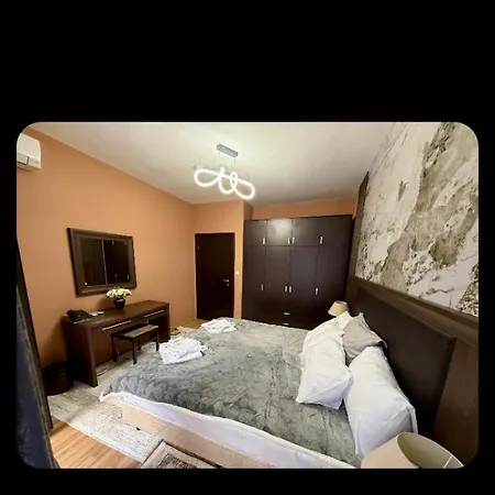 Apartment Dark Lux *